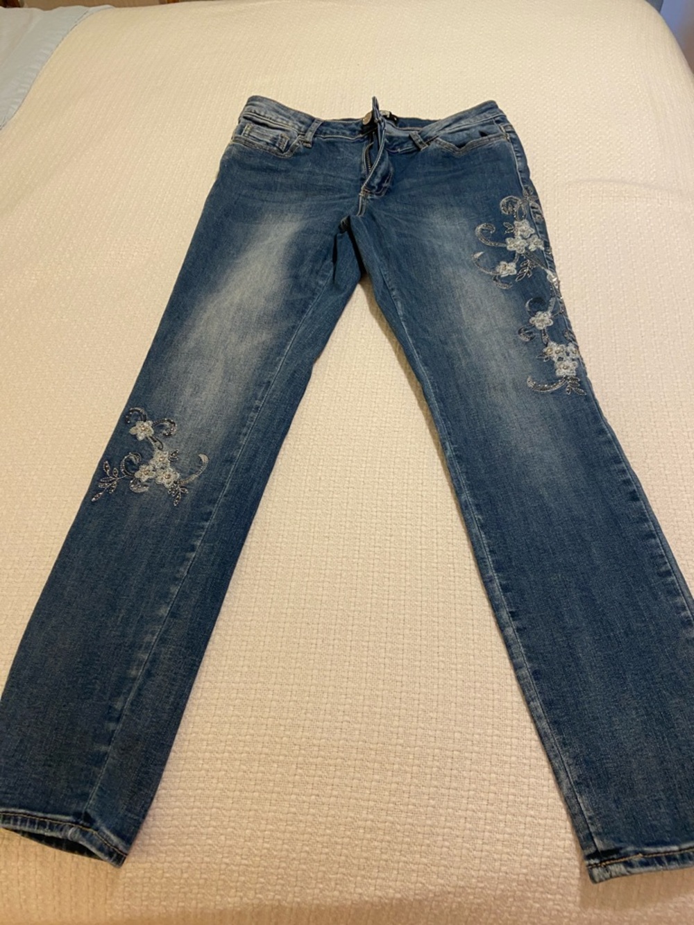 bebe Dark Blue Straight-Leg Jeans with Floral Embroidery